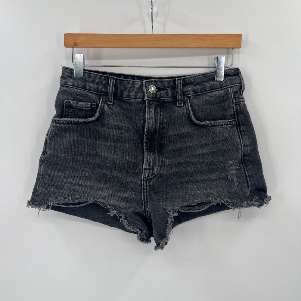 Zara Women Size US 4 Black Gray Cut Off Shorts